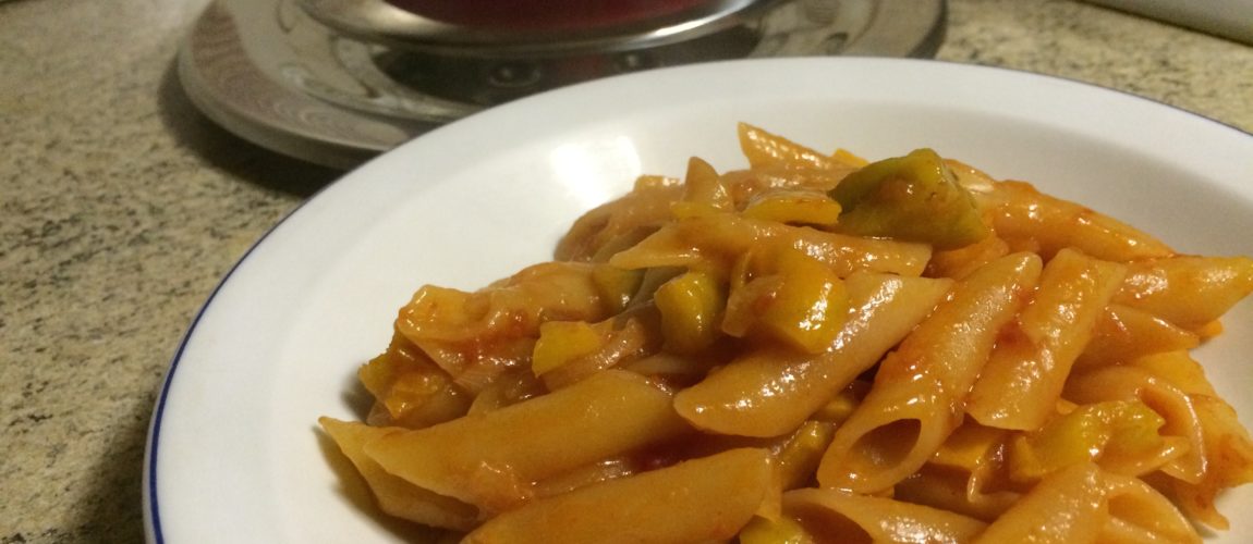 Penne con peperoni gialli e miele - Magic Cooker